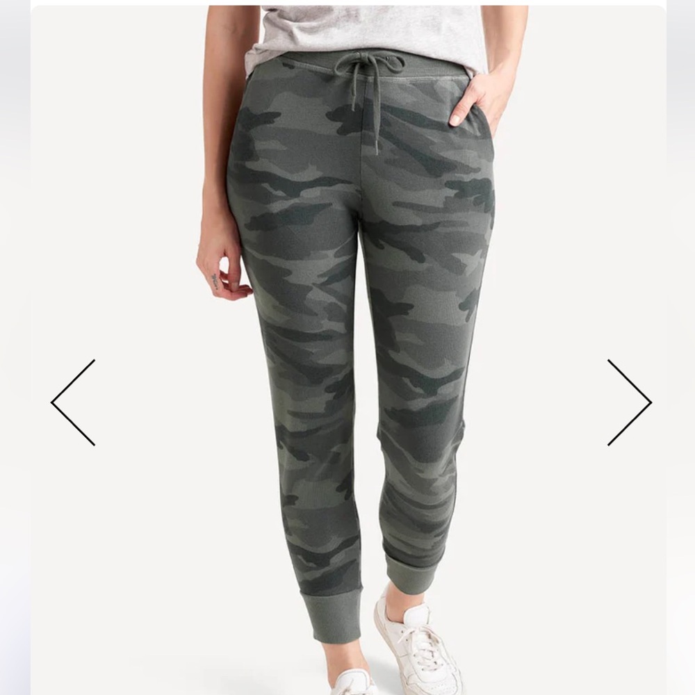 SPLENDID CAMO JOGGER